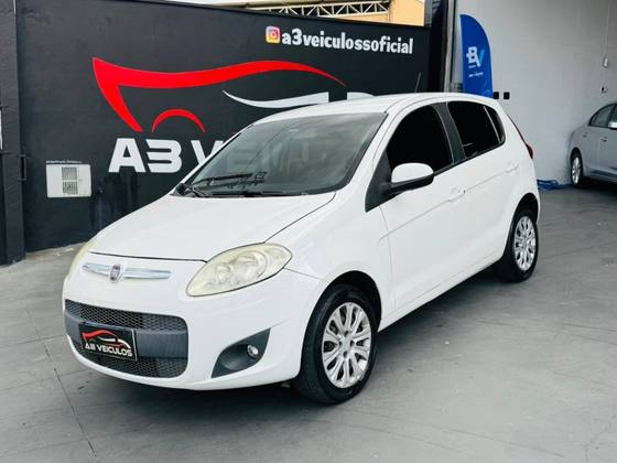 FIAT PALIO 1.6 MPI ESSENCE 16V FLEX 4P MANUAL FIAT PALIO 1.6 MPI ESSENCE 16V FLEX 4P MANUAL